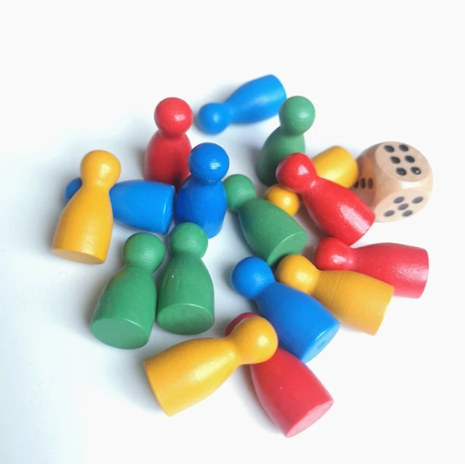 100 Pcs Colorful Wooden Chess  - Board Game Loop avis et prix