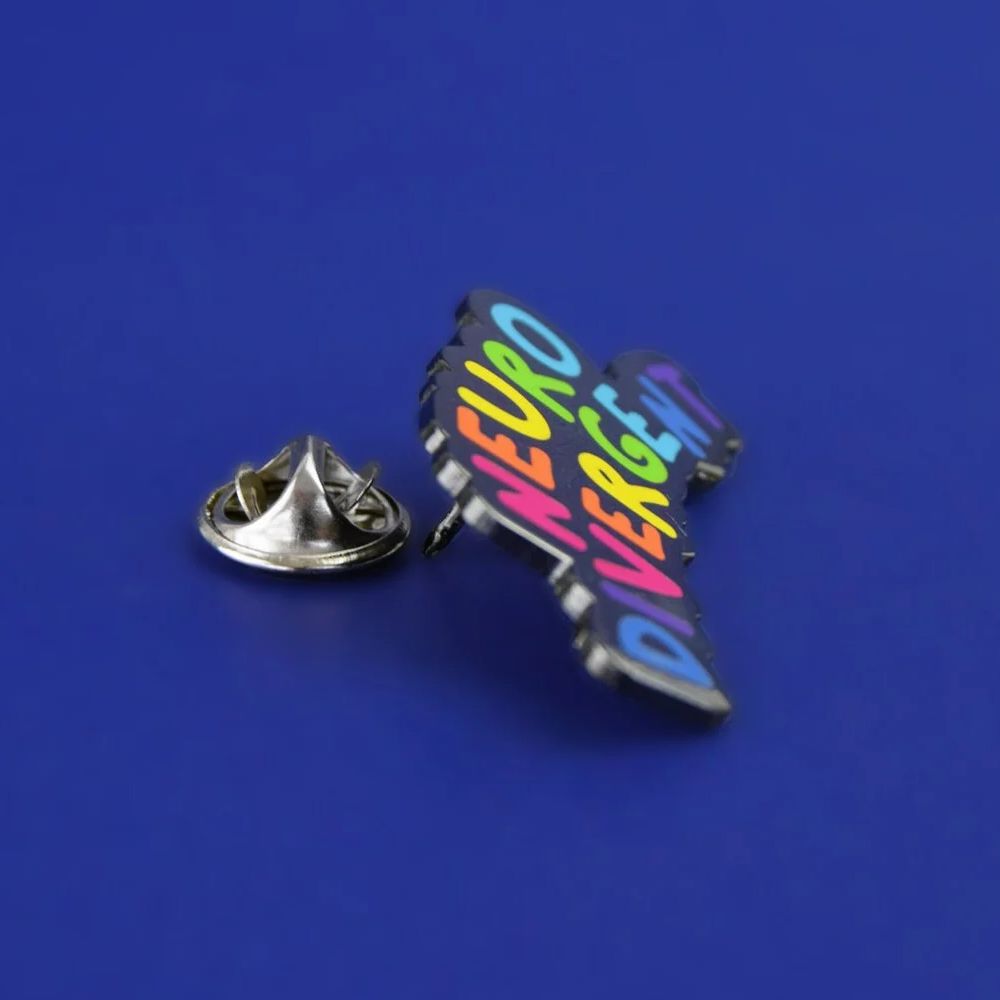 Neurodivergent Enamel Pin Deli - Board Game Hegemony avis et prix